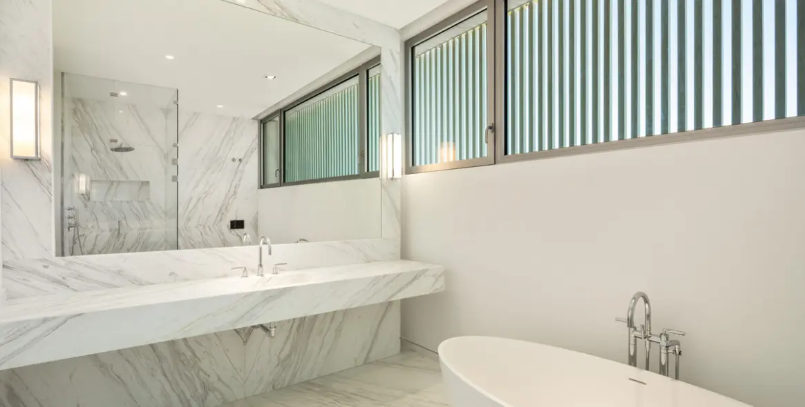 Venta de villa independiente en Casares 17