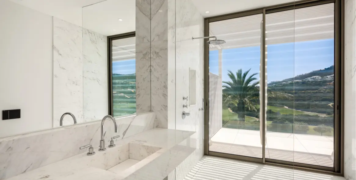 Venta de villa independiente en Casares 18