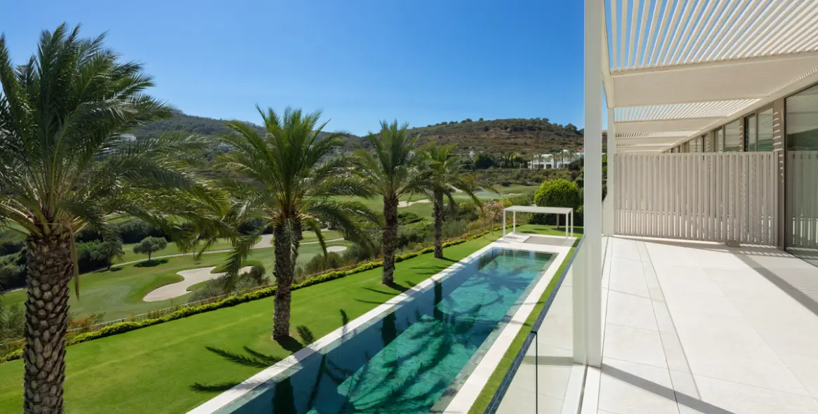 Sale of detached villa in Casares 22