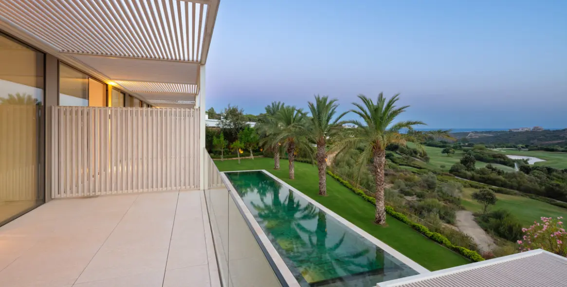 Sale of detached villa in Casares 24