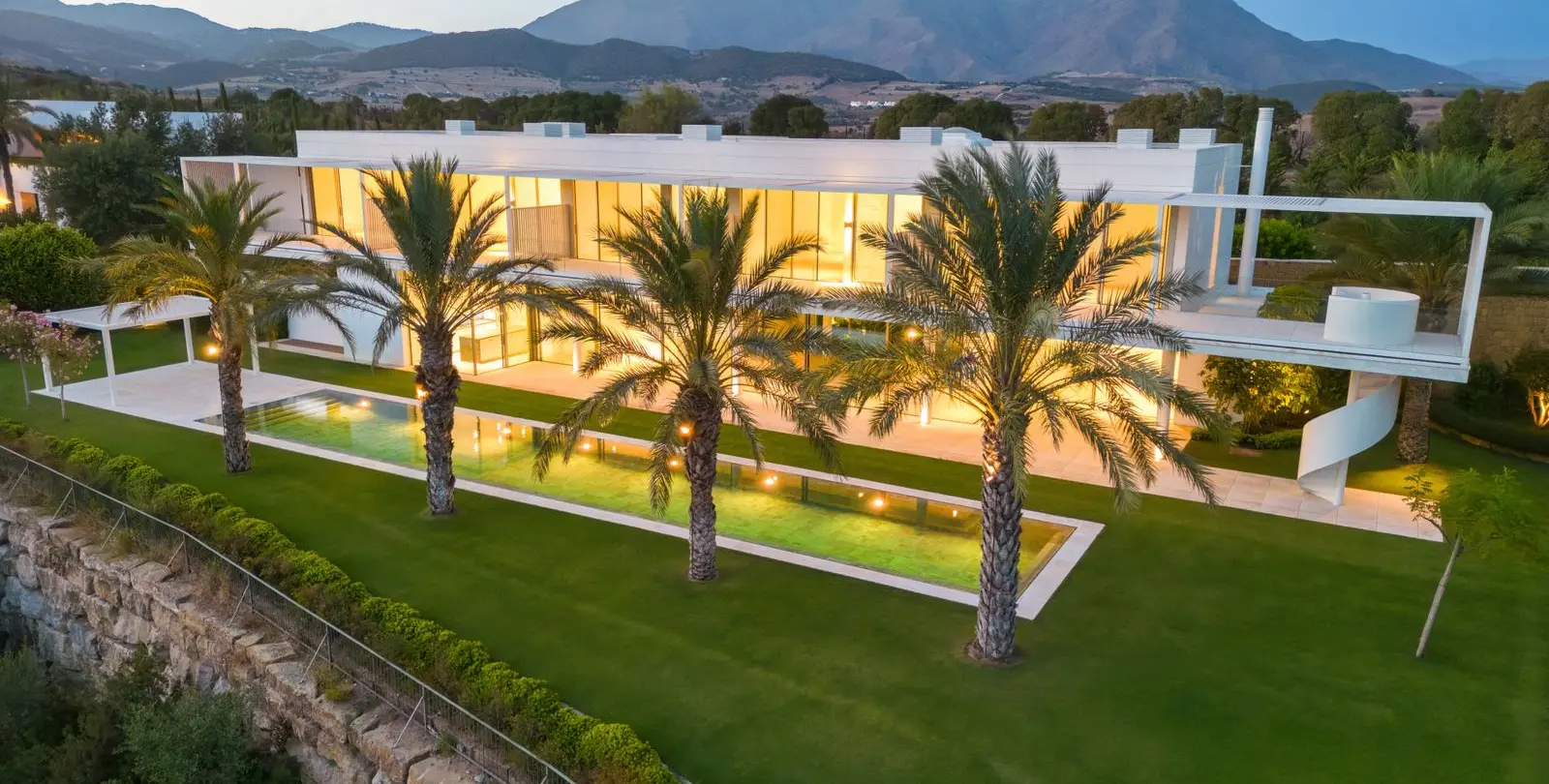 Venta de villa independiente en Casares 28