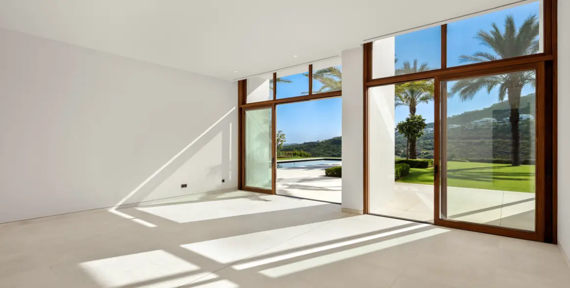 Продажа  отдельно стоящей виллы в Casares 14