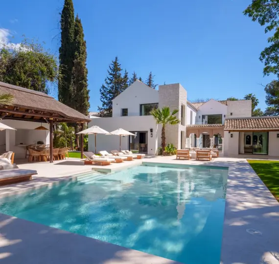 Detached villa R4710391