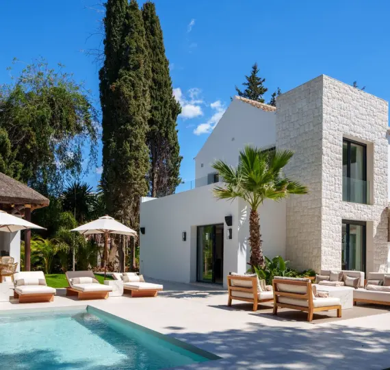 Detached villa R4710391