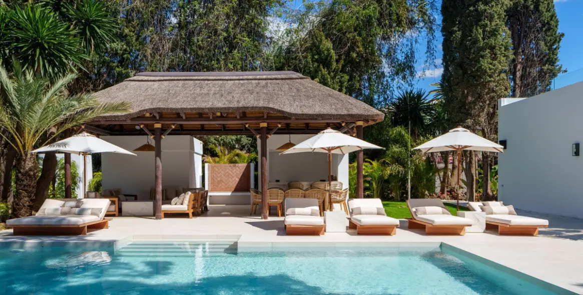 Sale of detached villa in Nueva Andalucía (district Nueva Andalucía) 3