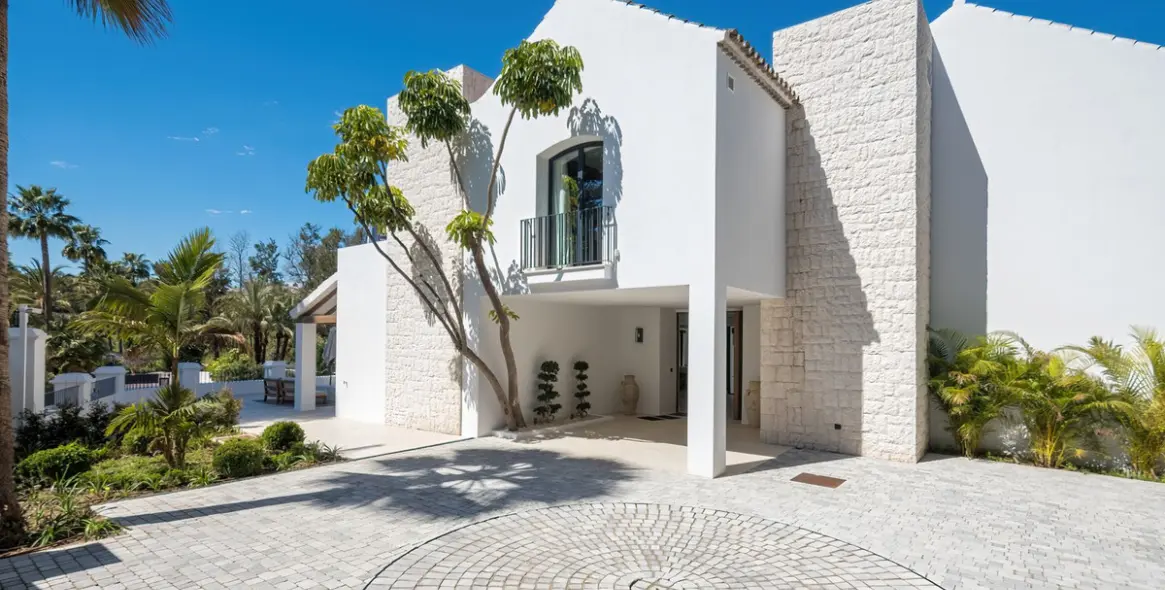 Sale of detached villa in Nueva Andalucía (district Nueva Andalucía) 4