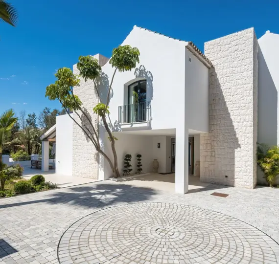 Detached villa R4710391