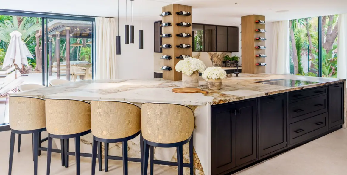 Sale of detached villa in Nueva Andalucía (district Nueva Andalucía) 9