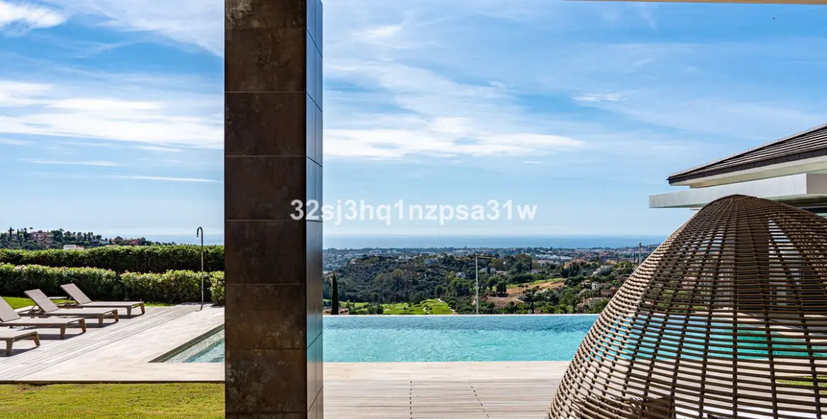 Продажа  отдельно стоящей виллы в Benahavís (район Benahavís) 4