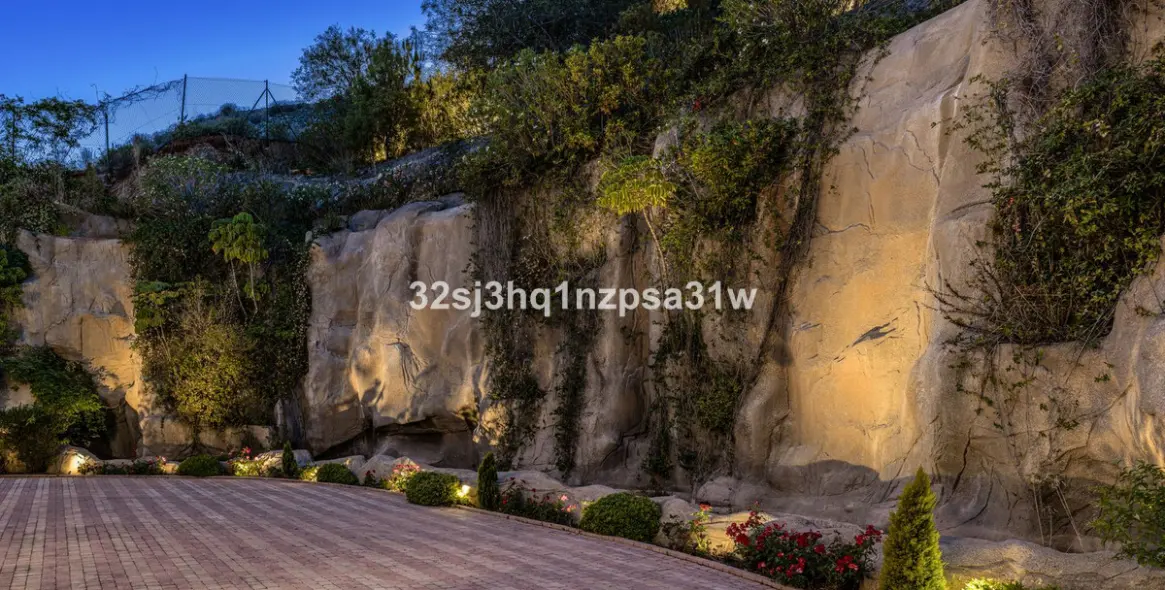 Продажа  отдельно стоящей виллы в Benahavís (район Benahavís) 6