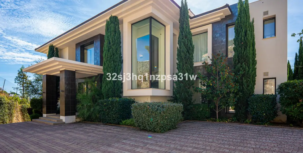 Продажа  отдельно стоящей виллы в Benahavís (район Benahavís) 9