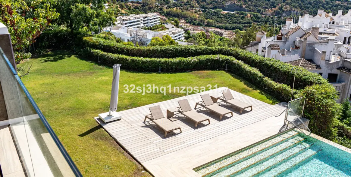 Продажа  отдельно стоящей виллы в Benahavís (район Benahavís) 10