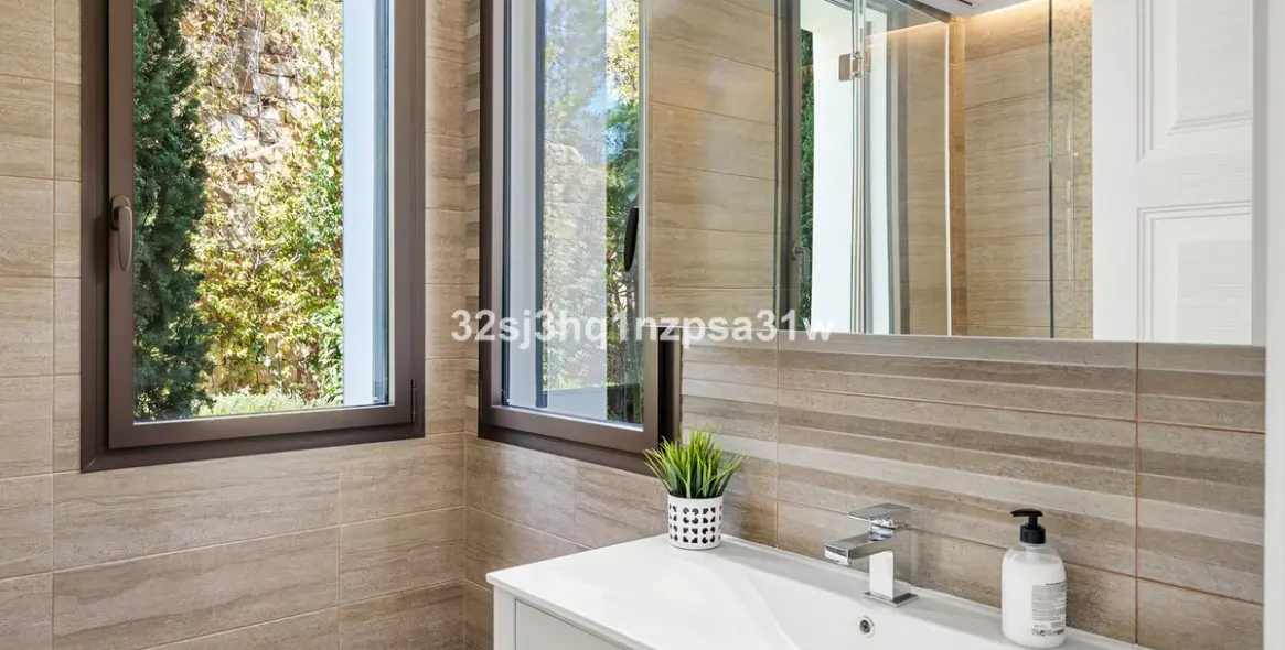 Venta de villa independiente en Benahavís 22