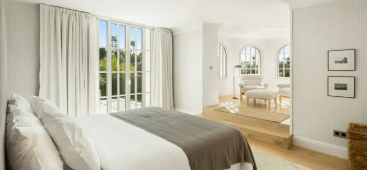 Venta de villa independiente en Nueva Andalucía 3