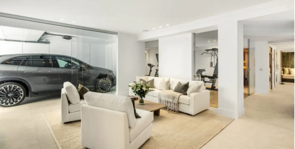 Sale of detached villa in Nueva Andalucía 5