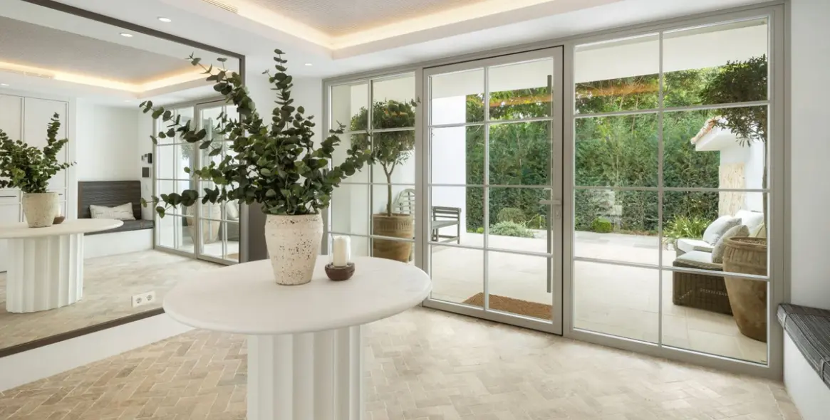 Sale of detached villa in Marbella (district Nagüeles) 10