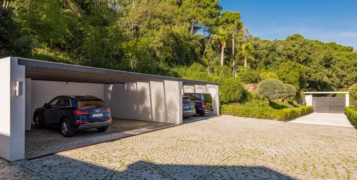 Venta de villa independiente en La Zagaleta 29