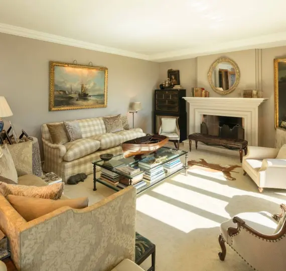 Detached villa R4991797