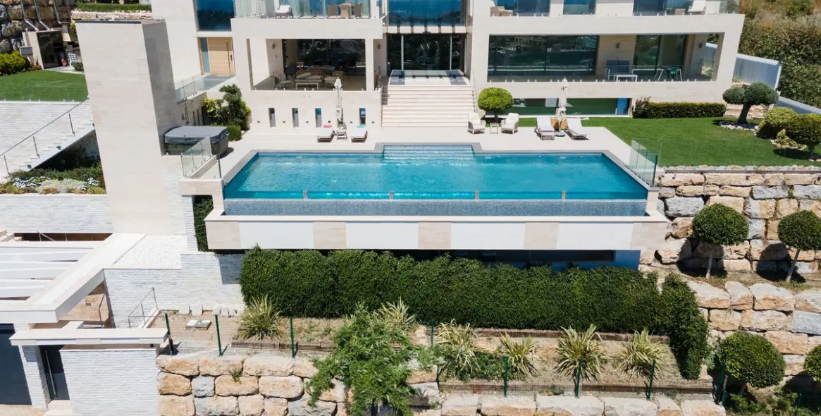 Venta de villa independiente en Benahavís (distrito Benahavís) 2