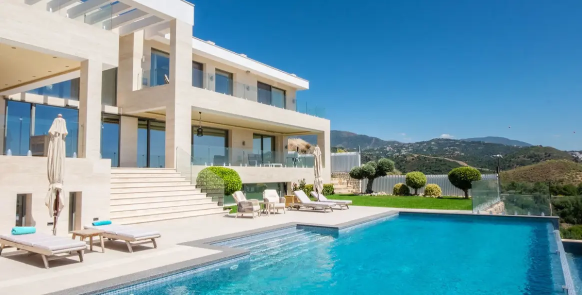 Venta de villa independiente en Benahavís (distrito Benahavís) 9