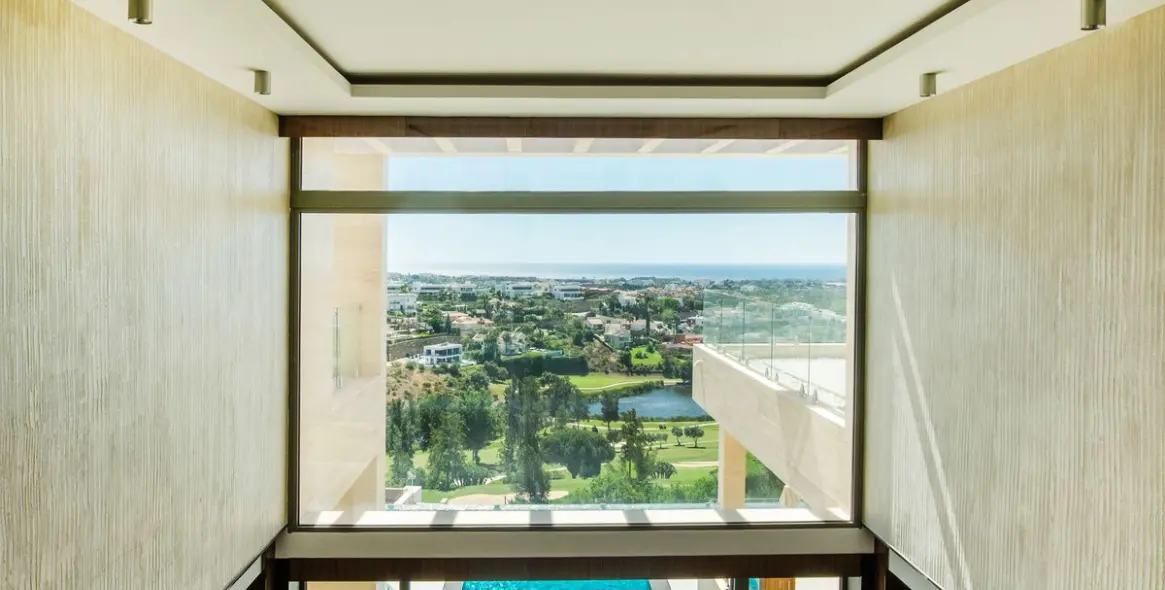 Продажа  отдельно стоящей виллы в Benahavís 13