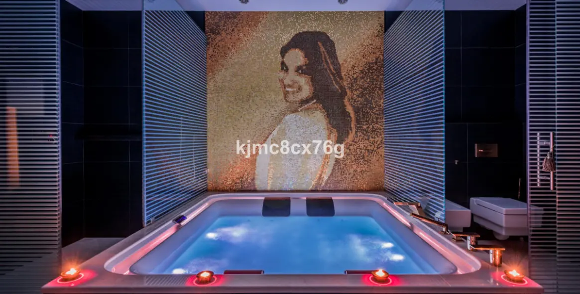 Sale of detached villa in Hacienda Las Chapas 36