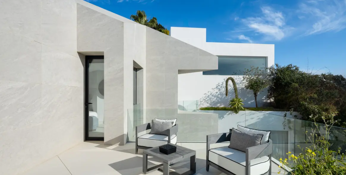 Продажа  отдельно стоящей виллы в Benahavís 26