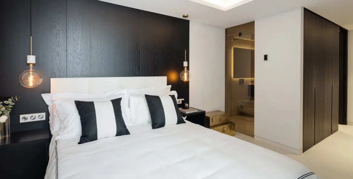 Продажа  отдельно стоящей виллы в Benahavís 35