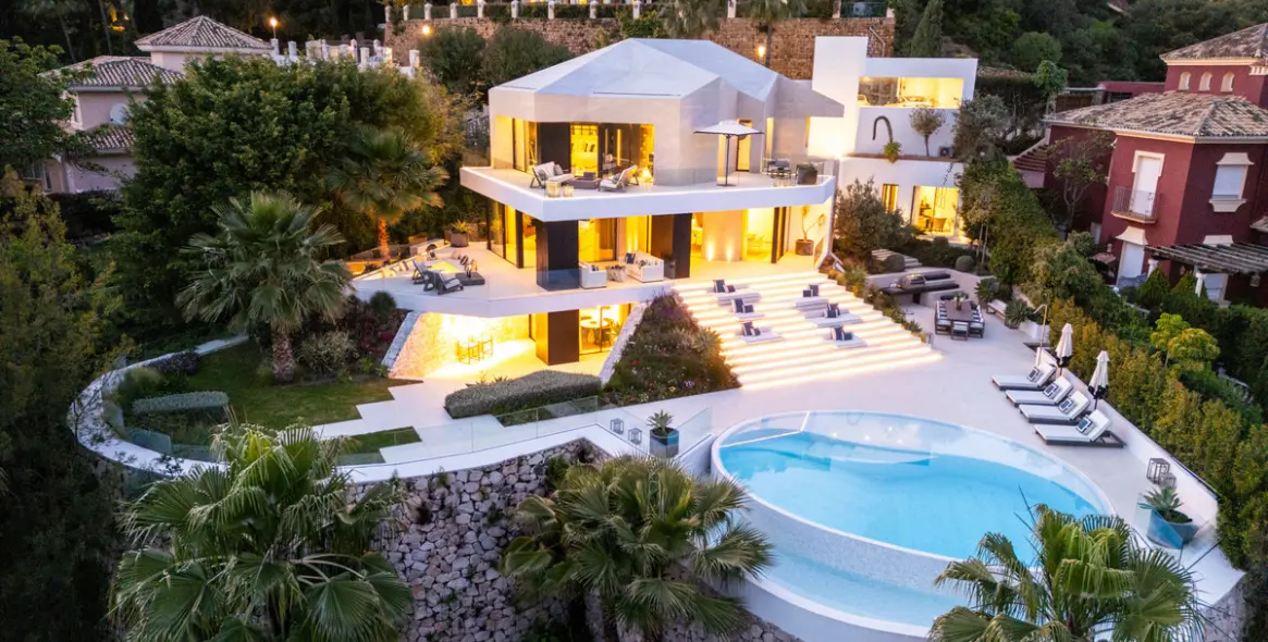 Продажа  отдельно стоящей виллы в Benahavís 43