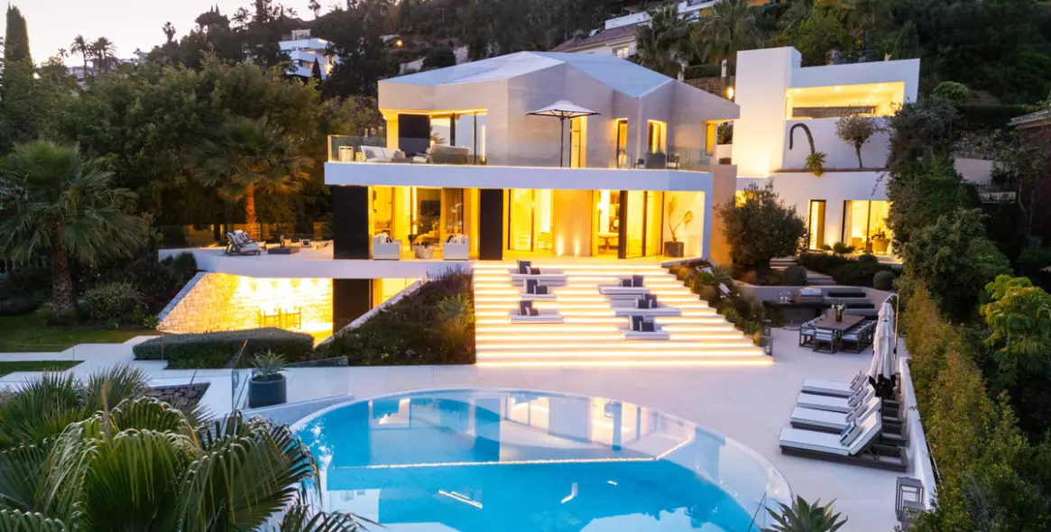 Продажа  отдельно стоящей виллы в Benahavís 44