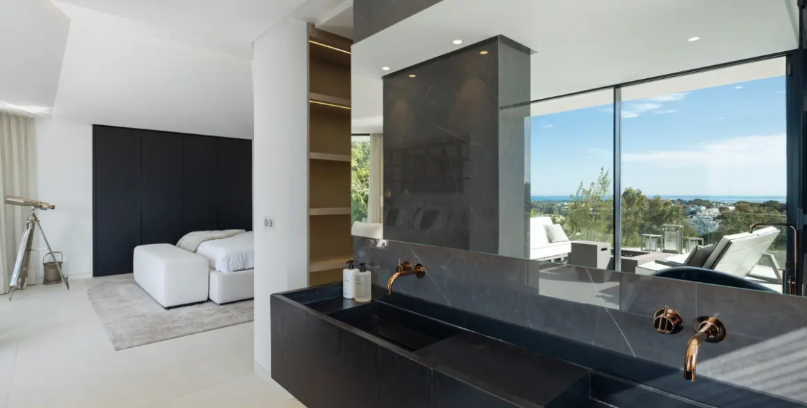 Venta de villa independiente en Benahavís 31