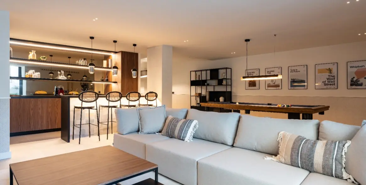 Продажа  отдельно стоящей виллы в Marbella East (район Hacienda Las Chapas) 4