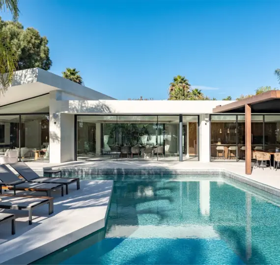 Oтдельно стоящая вилла R4972735