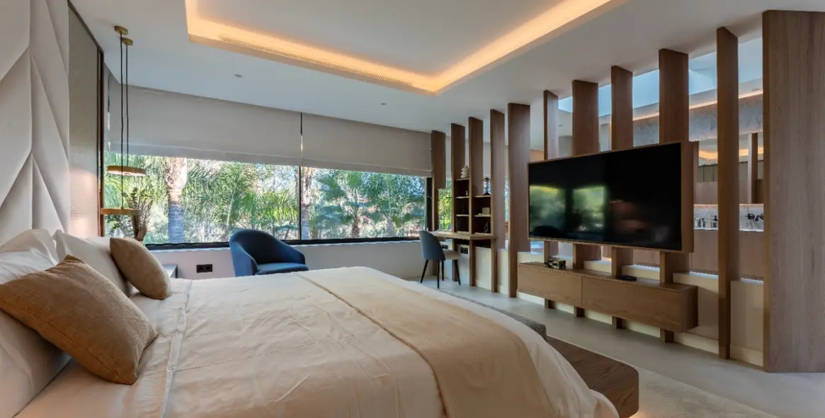 Продажа  отдельно стоящей виллы в Marbella East (район Hacienda Las Chapas) 10