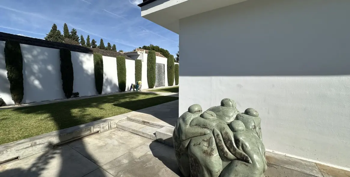 Sale of detached villa in Guadalmina Baja 5