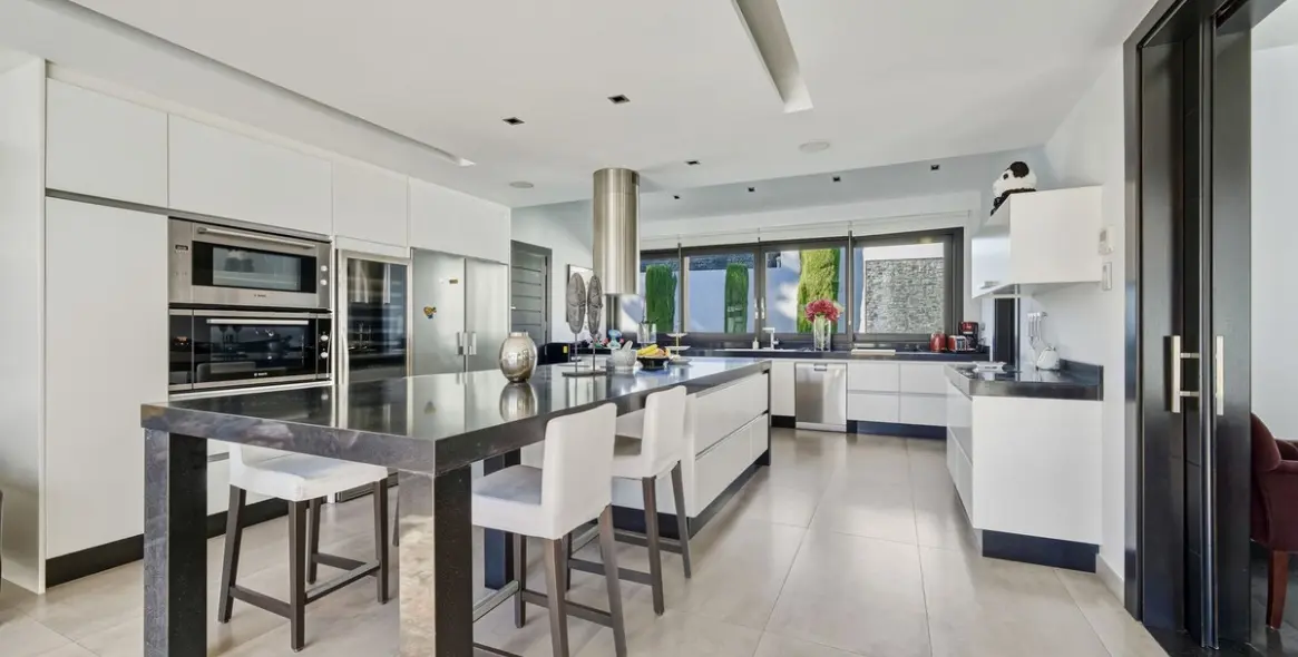 Venta de villa independiente en Guadalmina Baja 3