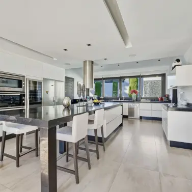 Venta de villa independiente en Guadalmina Baja