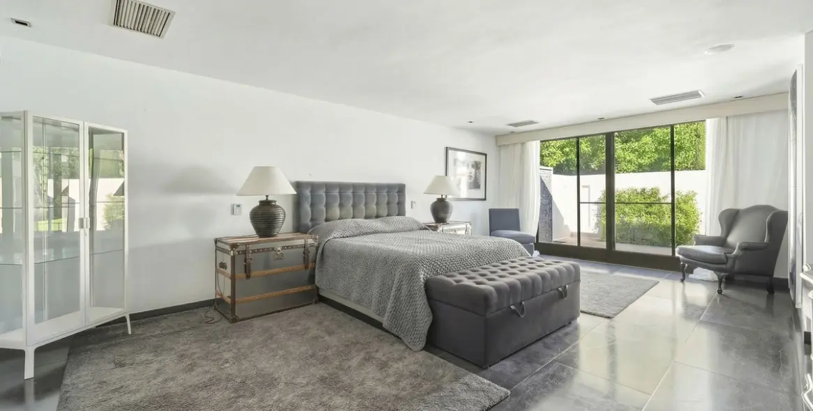 Venta de villa independiente en Guadalmina Baja 8