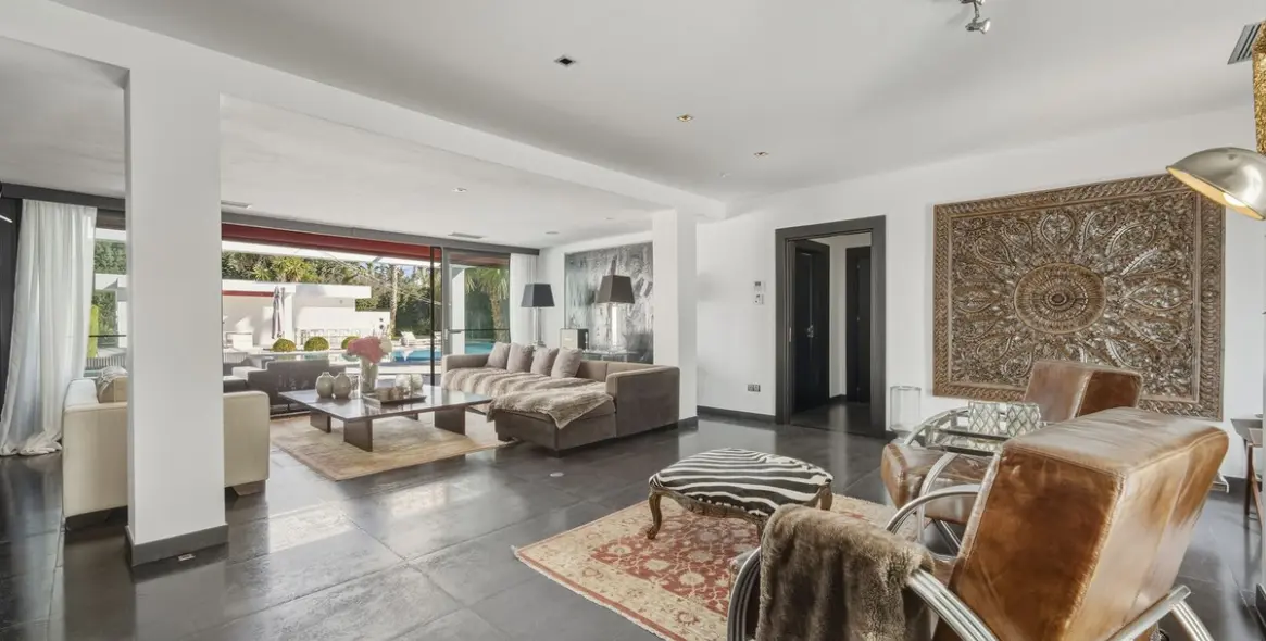 Venta de villa independiente en Guadalmina Baja 9