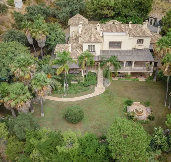 Villa independiente R4140697