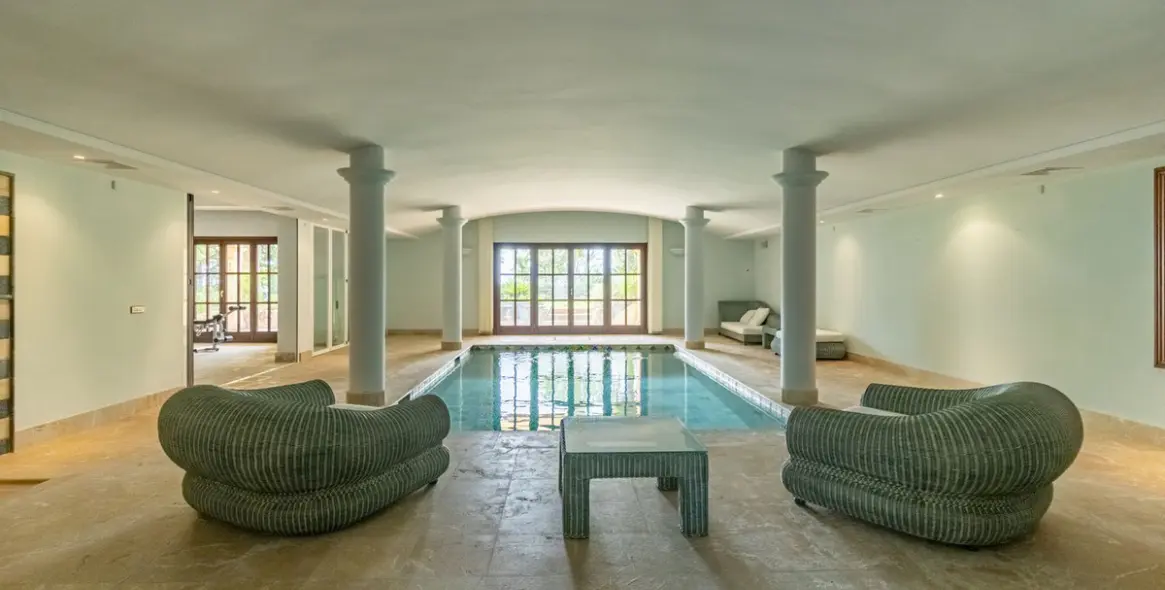 Venta de villa independiente en La Zagaleta 22