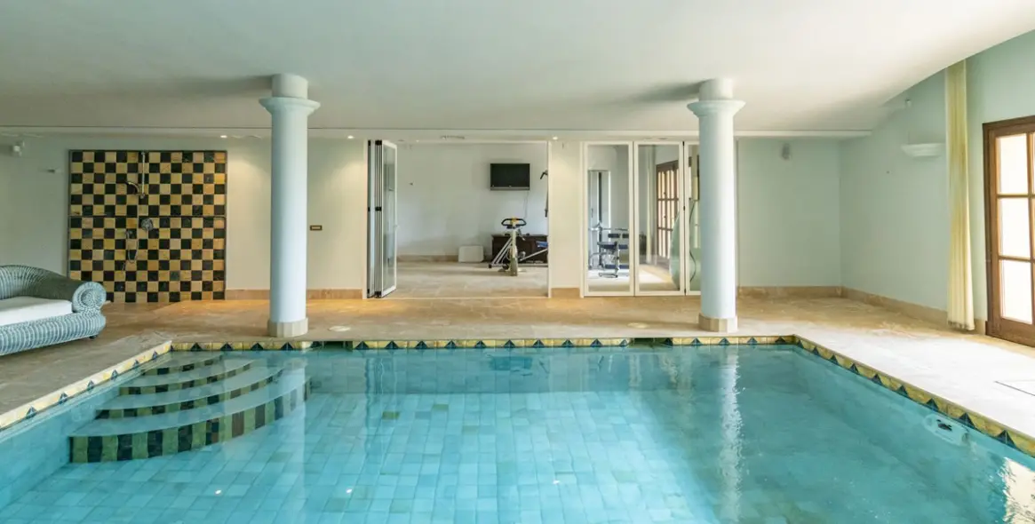 Venta de villa independiente en La Zagaleta 23