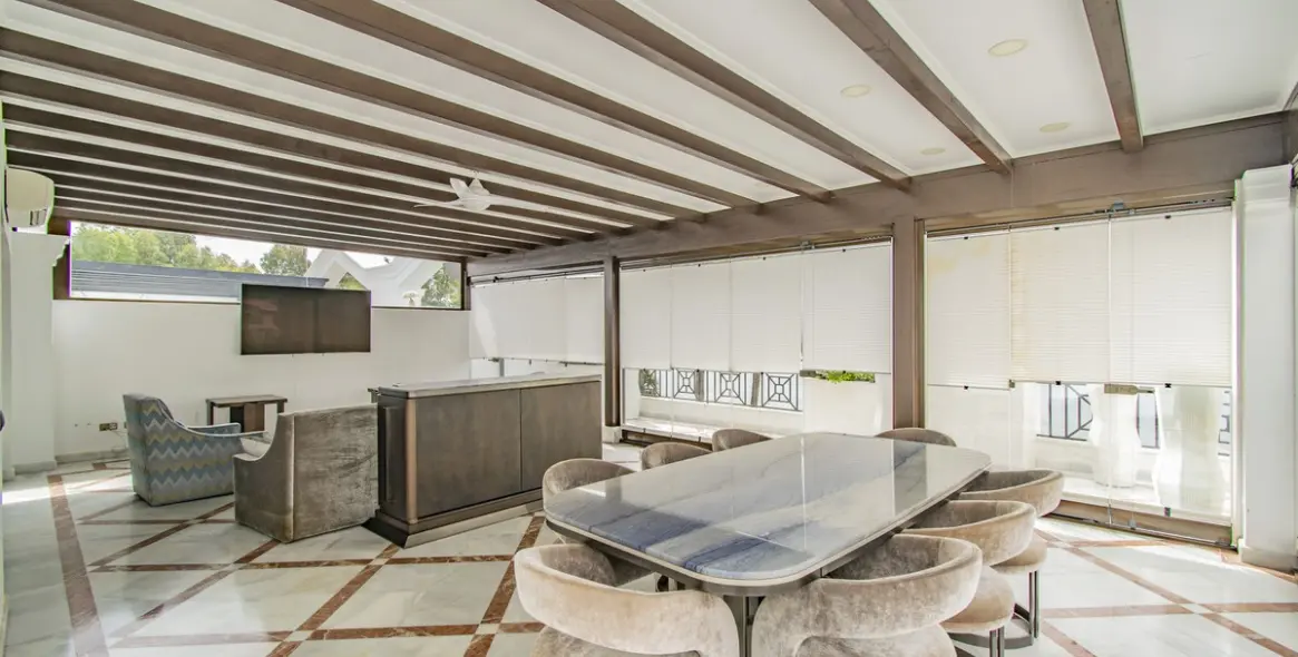 Sale of penthouse in Estepona (district Estepona) 10