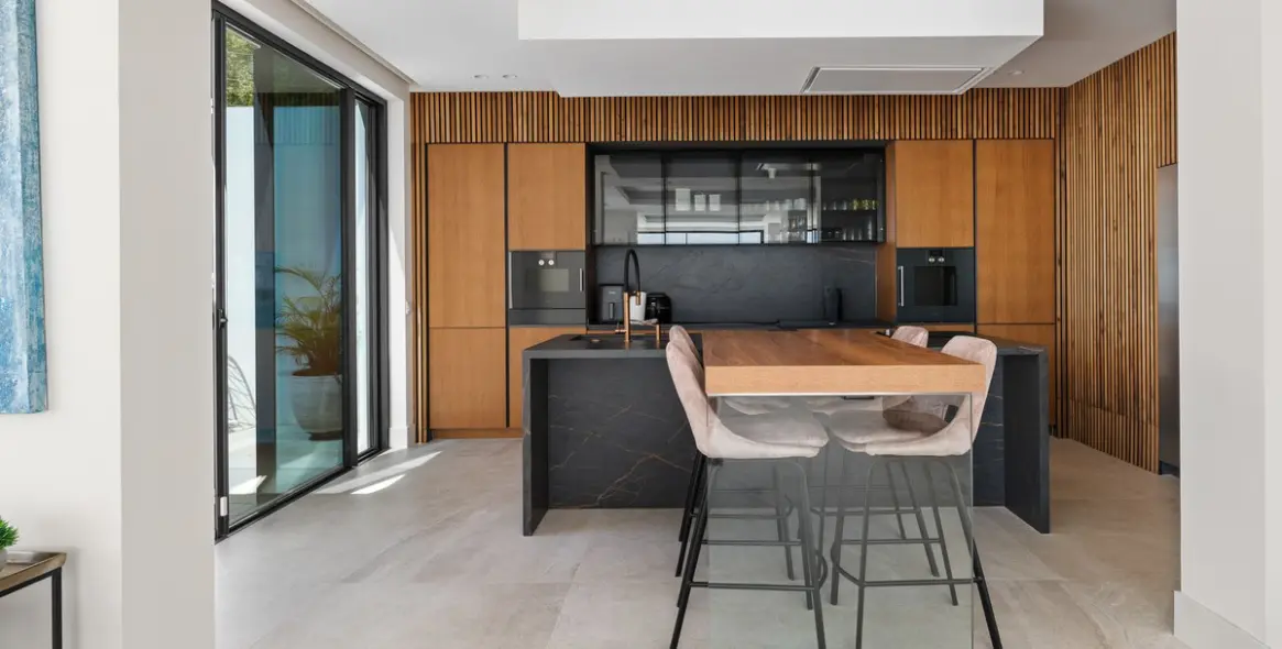 Venta de villa independiente en Marbella East (distrito Río Real) 9