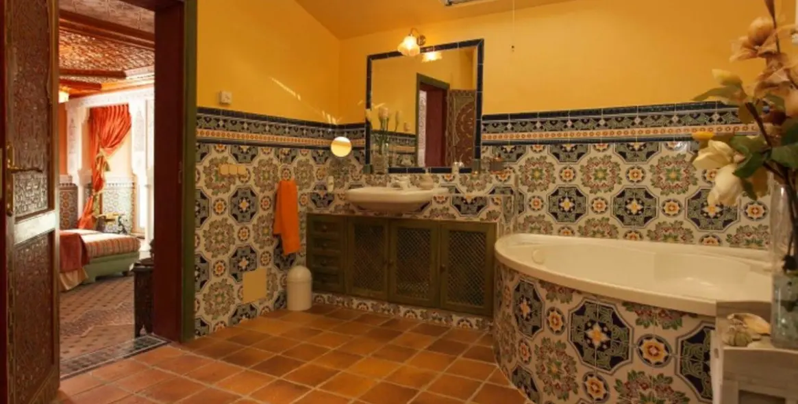 Sale of detached villa in Cerros del Aguila 12