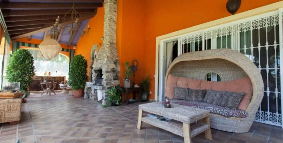 Sale of detached villa in Cerros del Aguila 16