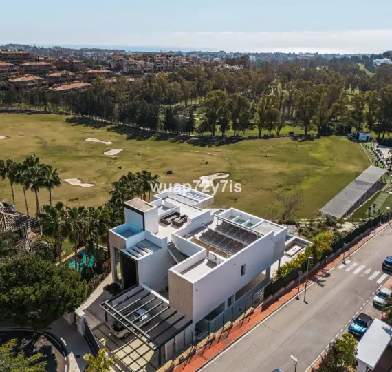 Villa independiente R5186116