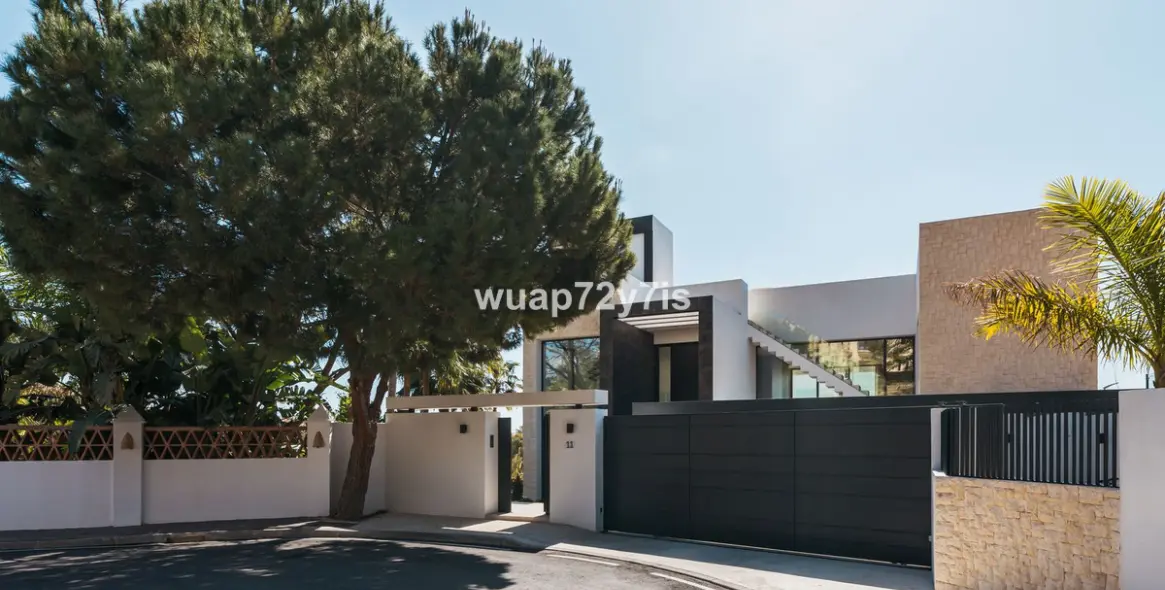 Sale of detached villa in Benahavís (district Benahavís) 4