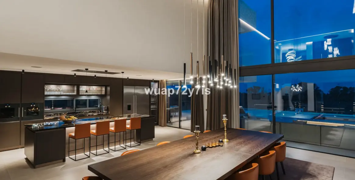 Sale of detached villa in Benahavís (district Benahavís) 10