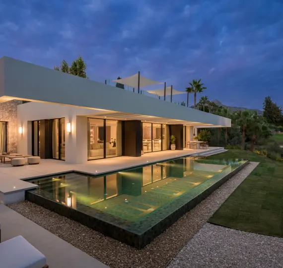 Detached villa R5061187